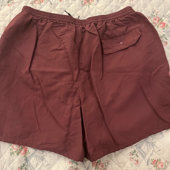 SOLD Men’s Patagonia Swim Shorts Size Large - Picture 6 of 9